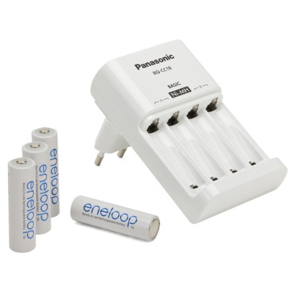 Panasonic chargeur + 4 piles AA Eneloop rechargeables 1900mAh, prêtes à l'emploi